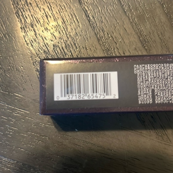 Surratt Surreal Skin Foundation Wand Shade 1 REFILL | Very Fair / Yellow - Picture 9 of 10